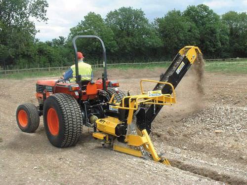 chain trencher / rubber-tired / tractor