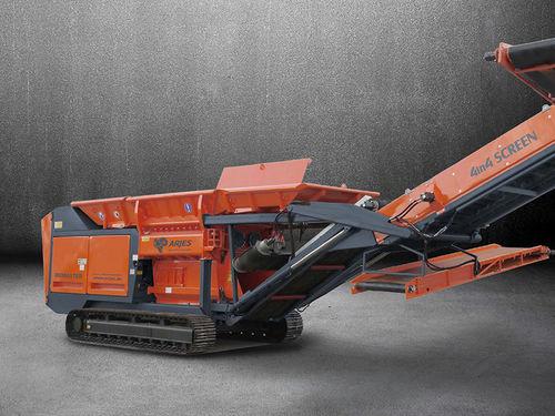 double-shaft shredder / for wood / rugged / compact