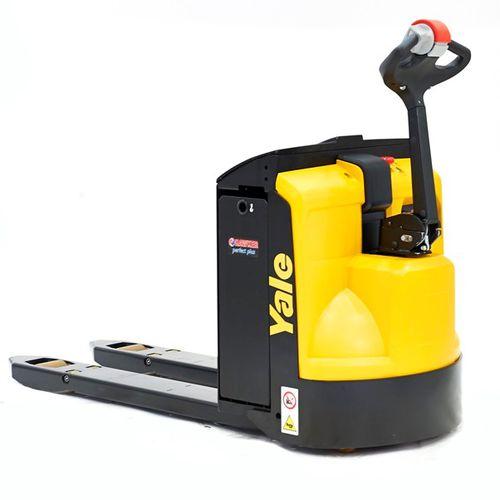 electric pallet truck / walk-behind / indoor / handling