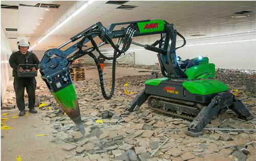 compact demolition robot / remote-controlled