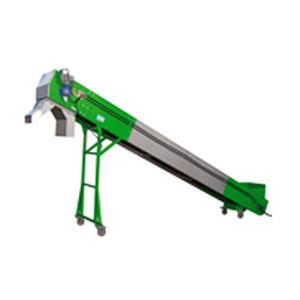 belt conveyor / for the recycling industry / inclined / transport