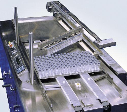robotic packaging cell / pick-and-place for trays / for vials / automatic