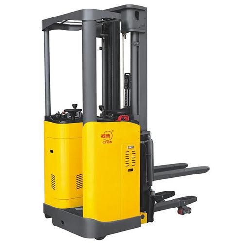 electric forklift / ride-on / narrow-aisle / handling
