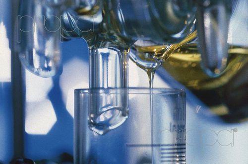 lubricating oil / synthetic / for gearing / anti-corrosion