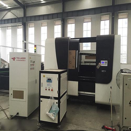 CNC cutting machine / stainless steel / titanium / sheet metal