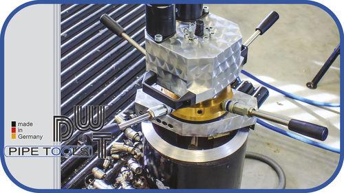 portable beveling machine / orbital / pneumatic / for pipes