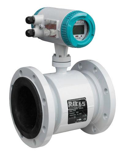 electromagnetic flow meter / for conductive liquids / IP65 / IP68