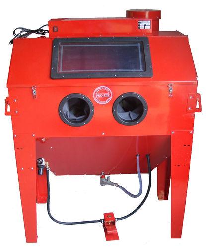 suction blast cabinet / for heavy-duty applications