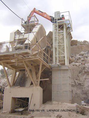 hydraulic pedestal boom