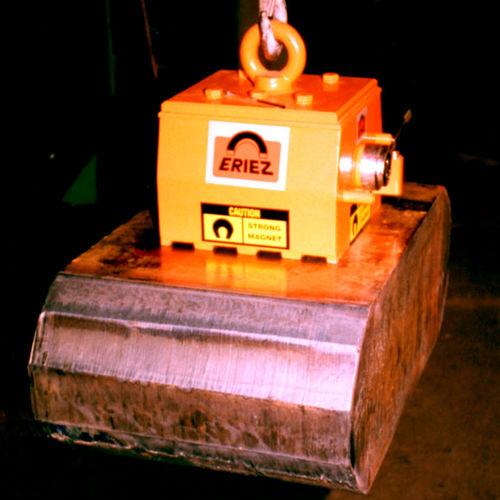 permanent lifting magnet / for materials handlers