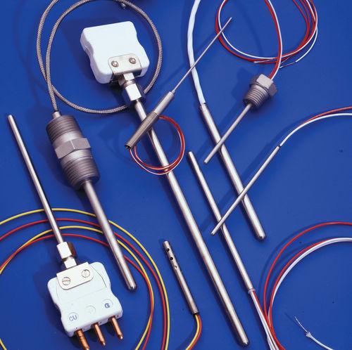 NTC thermistor / epoxy-encapsulated