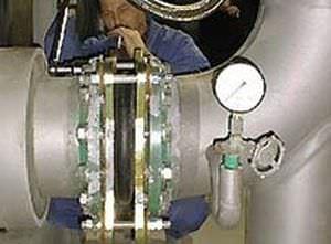 axial pipe expansion joint / rubber / for heating / for air conditioning