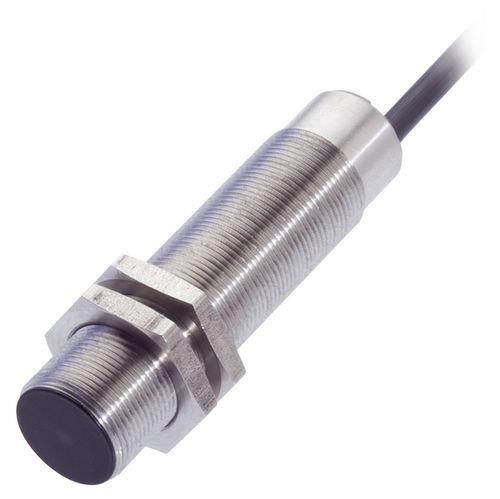 capacitive proximity sensor / rectangular / cylindrical / IP67