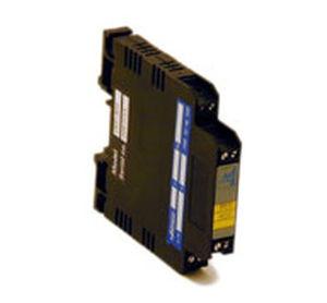 DIN rail mount temperature transmitter / 4-20 mA / programmable