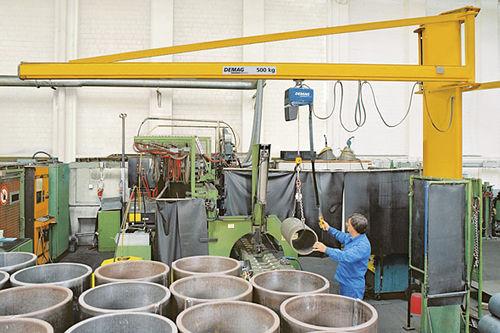 pillar jib crane / wall-mounted