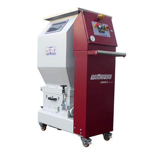 blade grinder granulator / plastics / horizontal / for the chemical industry