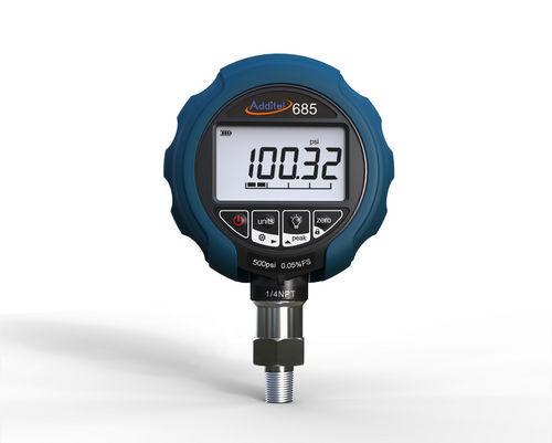 digital pressure gauge / IP67 / temperature compensated / economical