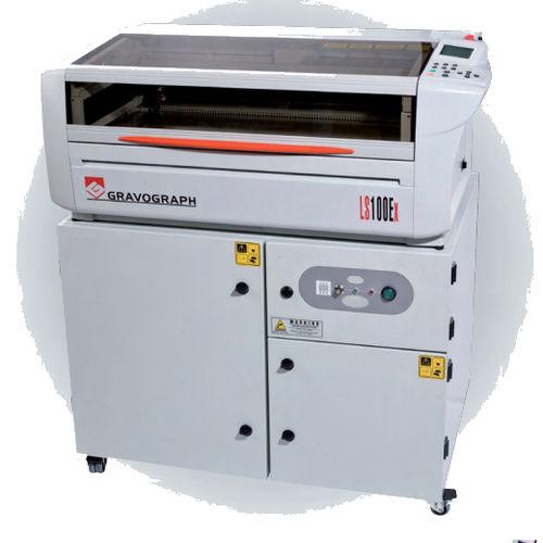 CO2 laser cutting machine / engraving / marking / compact