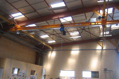 underslung overhead traveling crane / low headroom