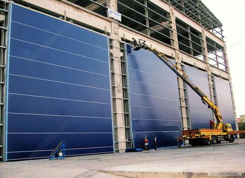 ships vertical sliding doors / sectional / fold-up / hangar