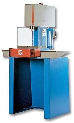 pneumatic press / assembly / workshop / C-frame