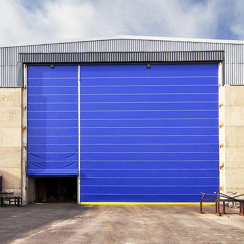 fold-up doors / industrial / hangar / shipyard