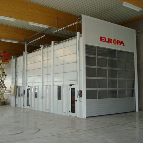 enclosed paint booth / filter / for the automotive industry / heavy equipment