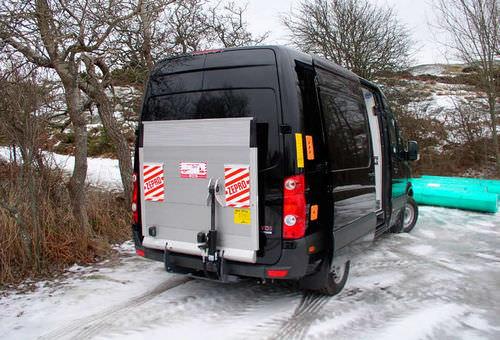 van half tail lift