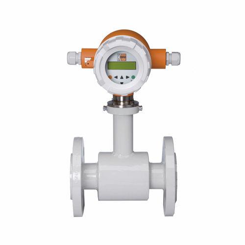 electromagnetic flow meter / for liquids / flange-mount / PTFE