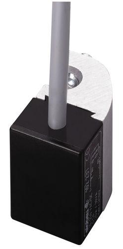 inductive proximity sensor / rectangular / for pneumatic cylinders