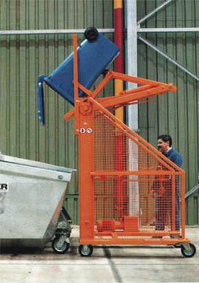 waste tilt truck / wheeled / lifting