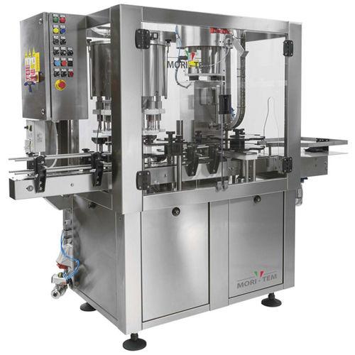 automatic capping machine / for crown caps / bottle / for the beverage industry